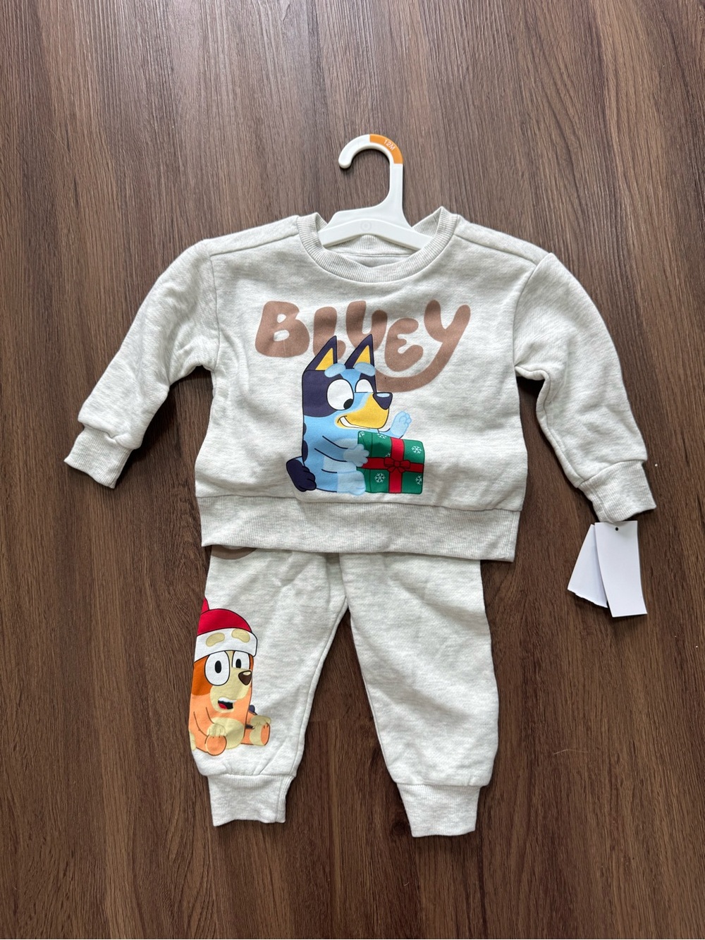 Bluey Christmas Sweatshirt & Jogger Set - Light Gray with Character Print